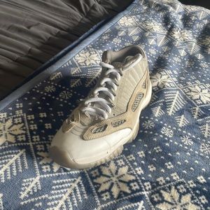 Jordan 11 retro lows